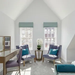 Apartment Destiny Scotland - Royal Mile
